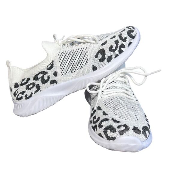 Slip on breathable mesh White Leopard Print Sneakers Women’s Size US 8 (… - Picture 13 of 16